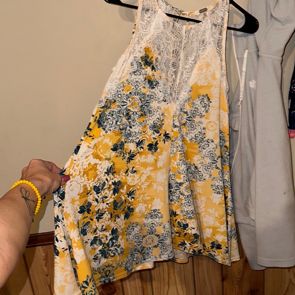 Gimmick from the buckle size xs never worn